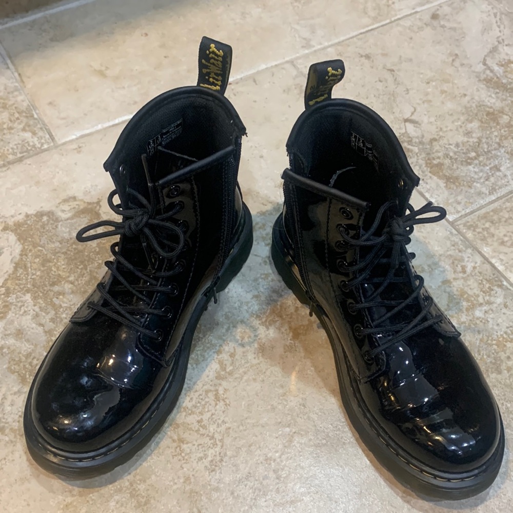 Girls size 3 Dr Marten patent ankle boot.
